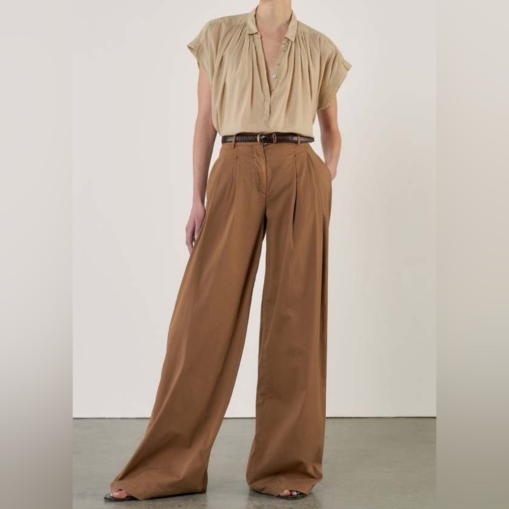 Nili Lotan Beige Pleated Cap Sleeve Normandy Blouse size M NWT